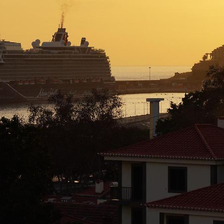 Appartement Travellers Pearl By Storytellers à Funchal  Extérieur photo